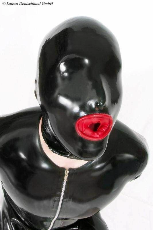 CAGOULE SM - Black latex balaclava with large openings